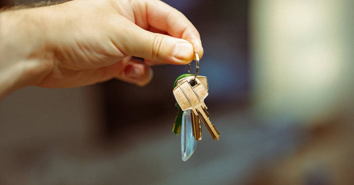 Cover Image for Finding Your Perfect Match: Tips for Selecting a Top Real Estate Agent